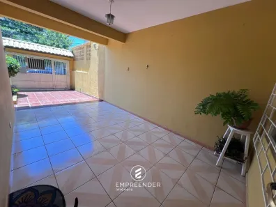 Sobrado com 3 Quartos à venda, 126m² no Bockmann, Paranaguá