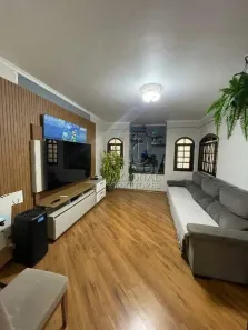Sobrado com 4 Quartos à venda, 200m² no Jardim Las Vegas, Santo André