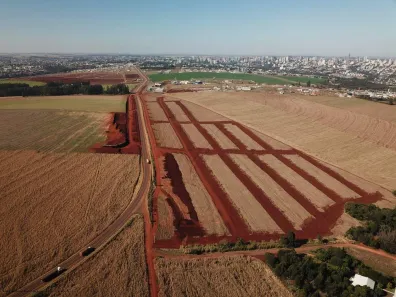 Lote/Terreno à venda, 150m² no Centro, Cascavel