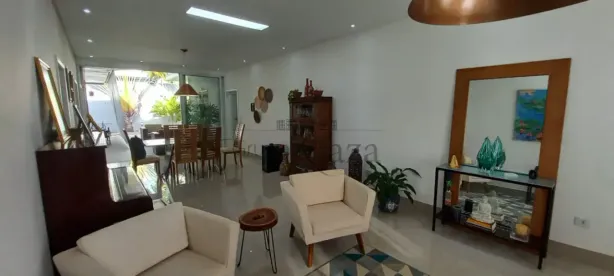 Casa de Condomínio com 3 Quartos à venda, 205m² no Condomínio Residencial Mont Blanc, São José dos Campos