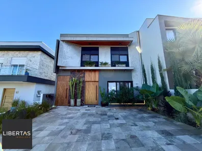 Casa com 3 Quartos à venda, 199m² no Hípica, Porto Alegre