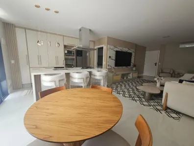 Apartamento com 3 Quartos à venda, 149m² no Jurerê, Florianópolis