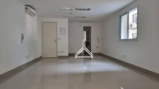 Sala Comercial à venda, 38m² no Cerqueira César, São Paulo
