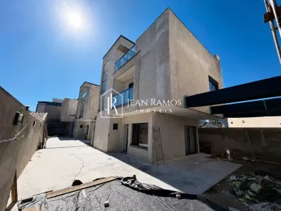 Sobrado com 3 Quartos à venda, 133m² no Hauer, Curitiba