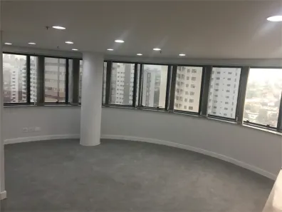 Sala Comercial à venda, 44m² no Santo Amaro, São Paulo