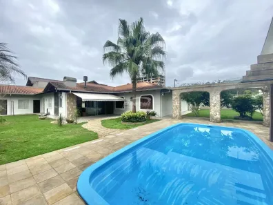 Casa com 4 Quartos à venda, 221m² no Itoupava Norte, Blumenau