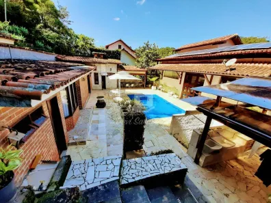 Casa de Condomínio com 4 Quartos à venda, 500m² no Itaipu, Niterói