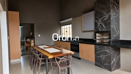 Casa com 4 Quartos à venda, 176m² no Setor Garavelo, Aparecida de Goiânia