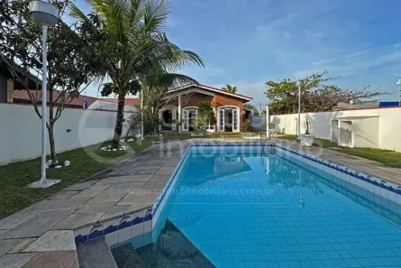 Casa com 3 Quartos à venda, 231m² no Parque Balneario Oasis, Peruíbe