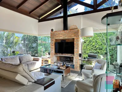 Casa com 3 Quartos à venda, 261m² no Itacolomi, Balneário Piçarras