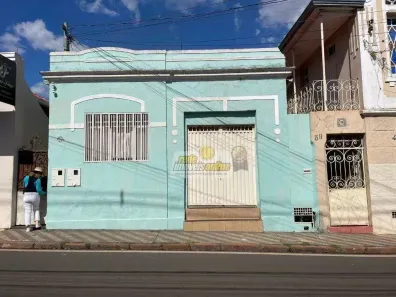 Casa com 12 Quartos à venda, 193m² no Centro, Uberaba