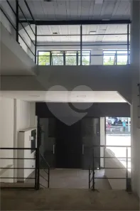 Prédio Comercial à venda, 944m² no Lapa, São Paulo