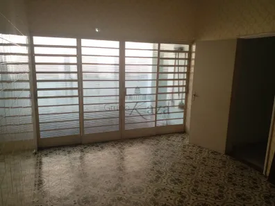 Casa com 4 Quartos à venda, 169m² no Jardim Pereira do Amparo, Jacareí