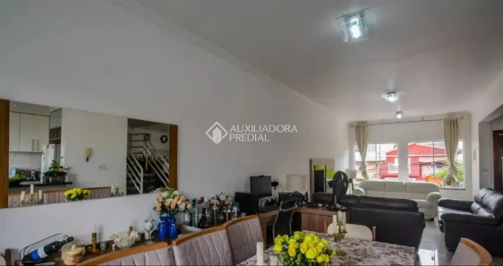 Sobrado com 3 Quartos à venda, 257m² no Vila Curuçá, Santo André