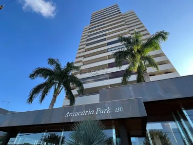 Apartamento com 4 Quartos para alugar, 266m² no Dom Bosco, Londrina