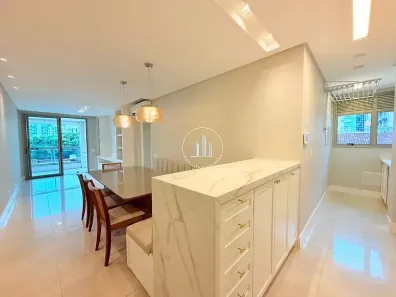 Apartamento com 2 Quartos à venda, 75m² no Centro, Florianópolis