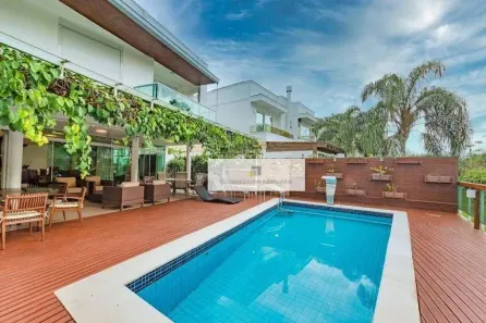 Casa de Condomínio com 4 Quartos à venda, 540m² no Córrego Grande, Florianópolis