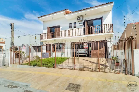 Casa com 4 Quartos à venda, 200m² no Centro, Gravataí