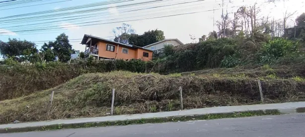 Lote/Terreno à venda, 471m² no Charqueadas, Caxias do Sul