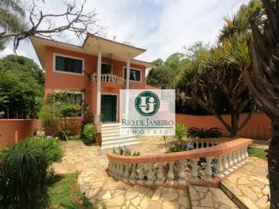 Casa com 4 Quartos à venda, 400m² no Bianucci, Poços de Caldas