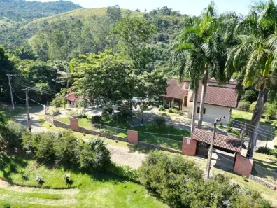 Casa com 4 Quartos à venda, 270m² no Salvaterra, Juiz de Fora