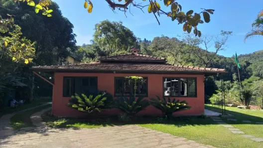 Casa com 6 Quartos à venda, 300m² no Araras, Petrópolis