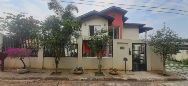 Casa de Condomínio com 3 Quartos à venda, 390m² no Caraguatá, Mairiporã