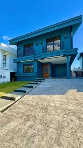 Casa de Condomínio com 4 Quartos à venda, 242m² no Santa Regina, Camboriú