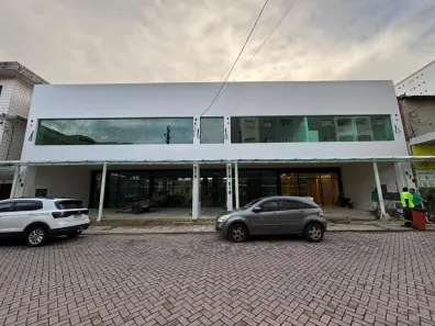 Ponto Comercial para alugar, 220m² no Ocian, Praia Grande