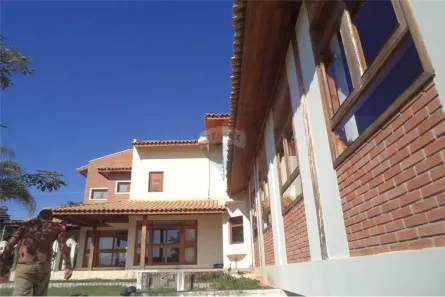 Sobrado com 6 Quartos para alugar, 572m² no Vila Esperia ou Giglio, Atibaia