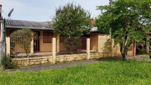 Casa com 2 Quartos à venda, 170m² no Hípica, Porto Alegre