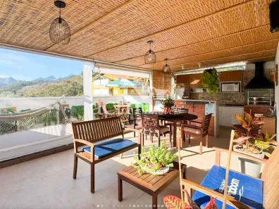 Cobertura com 4 Quartos à venda, 174m² no Itaipava, Petrópolis