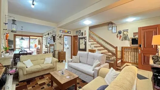 Casa com 3 Quartos à venda, 272m² no Ipanema, Porto Alegre