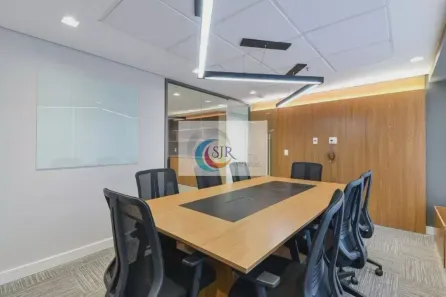 Sala Comercial para alugar, 213m² no Vila Olímpia, São Paulo