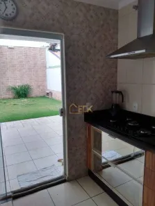 Sobrado com 3 Quartos à venda, 155m² no Vila Santos, Caçapava