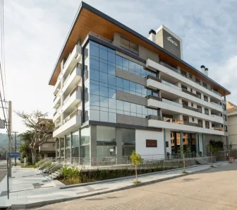 Apartamento com 2 Quartos à venda, 100m² no Jurerê, Florianópolis
