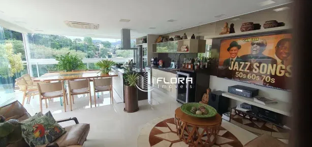 Cobertura com 4 Quartos à venda, 205m² no Camboinhas, Niterói