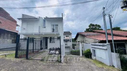 Sobrado com 2 Quartos à venda, 55m² no Santa Lúcia, Caxias do Sul