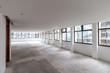 Sala Comercial à venda, 230m² no Vila Olímpia, São Paulo