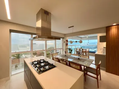 Apartamento com 3 Quartos para alugar, 130m² no Itacolomi, Balneário Piçarras