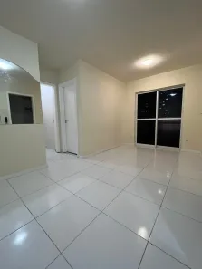 Apartamento com 2 Quartos para alugar, 50m² no Piatã, Salvador