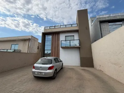 Casa com 3 Quartos à venda, 150m² no Jardim Panorama, Montes Claros