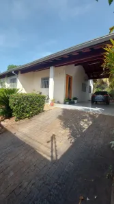Casa com 3 Quartos à venda, 450m² no Jardim Universitário, Cuiabá