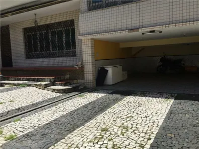 Casa com 4 Quartos à venda, 450m² no José Bonifácio, Fortaleza