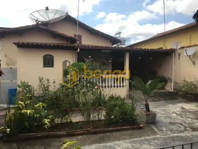 Casa com 3 Quartos à venda, 160m² no Arvoredo, Contagem