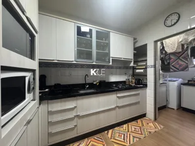 Apartamento com 3 Quartos à venda, 85m² no Abraão, Florianópolis