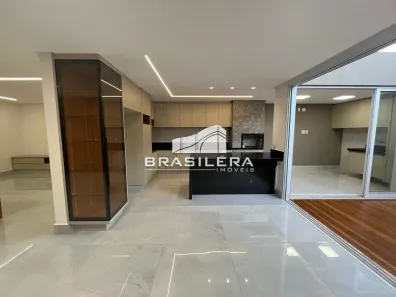 Sobrado com 4 Quartos à venda, 191m² no Jardim Atlântico, Goiânia