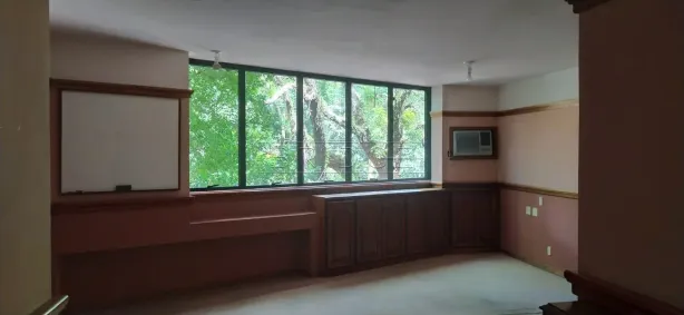Sala Comercial para venda ou aluguel, 40m² no Petrópolis, Porto Alegre