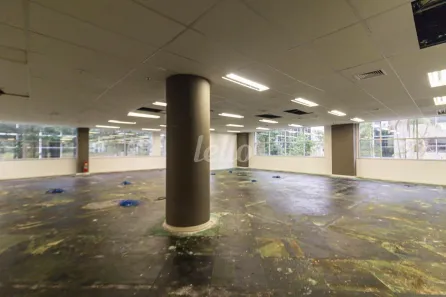 Sala Comercial para alugar, 551m² no Jardim Morumbi, São Paulo