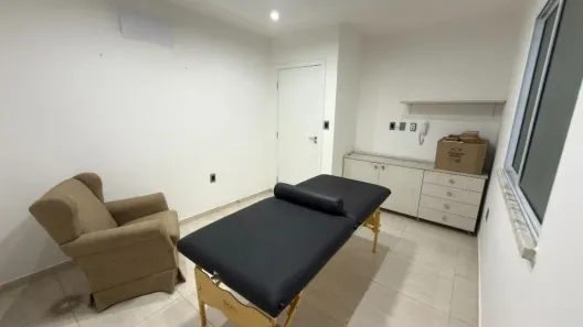 Sala Comercial para alugar, 9m² no Jardim das Oliveiras, Fortaleza